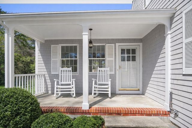 492 Delano Rd, Marion, MA 02738