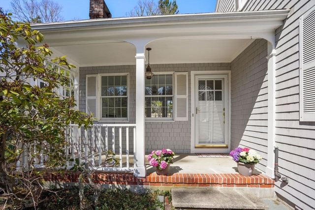 492 Delano Rd, Marion, MA 02738