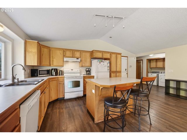 1421 I St, Washougal, WA 98671