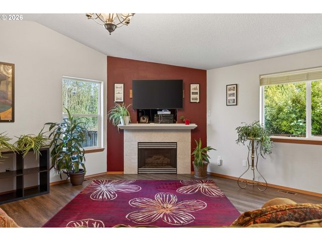 1421 I St, Washougal, WA 98671