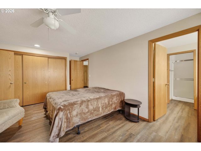 1421 I St, Washougal, WA 98671