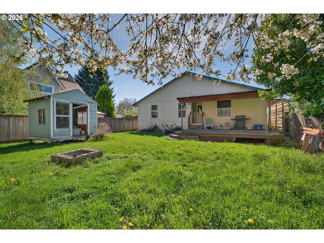1421 I St, Washougal, WA 98671