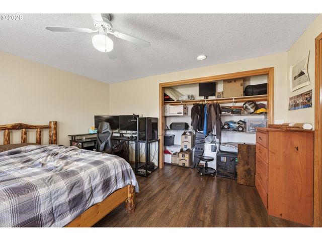 1421 I St, Washougal, WA 98671