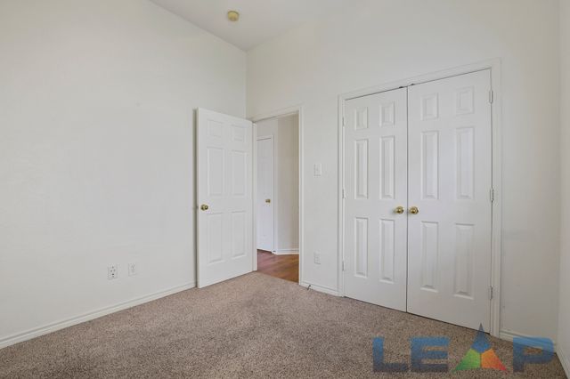 8704 Moss Hill Road, Irving, TX 75063