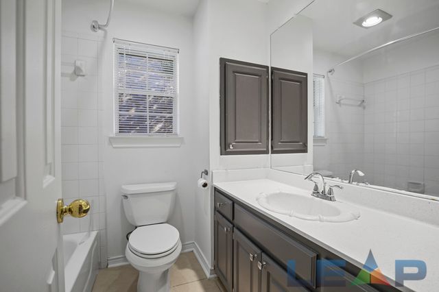 8704 Moss Hill Road, Irving, TX 75063