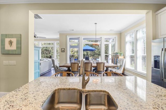 2080 Amenity Park Drive, Mount Pleasant, SC 29466