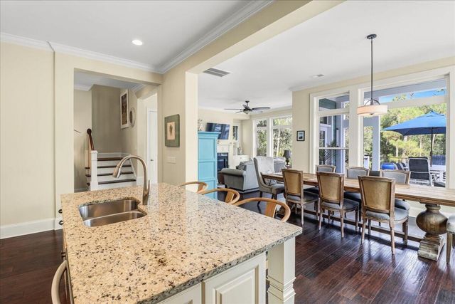 2080 Amenity Park Drive, Mount Pleasant, SC 29466