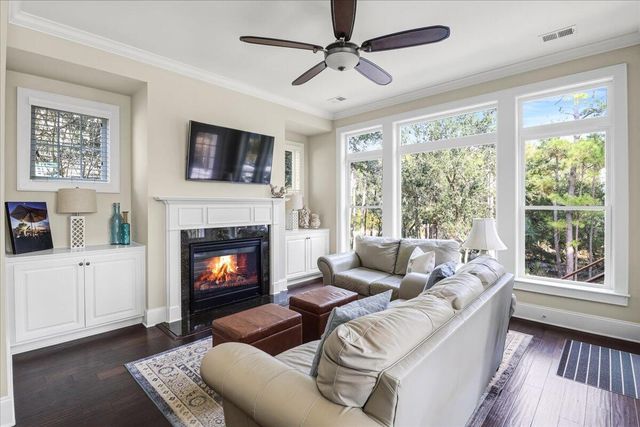 2080 Amenity Park Drive, Mount Pleasant, SC 29466