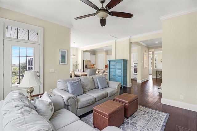 2080 Amenity Park Drive, Mount Pleasant, SC 29466