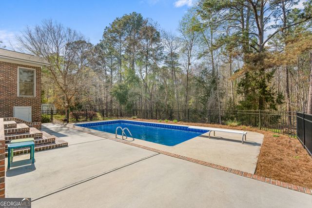 126 Oak Ridge Drive, Statesboro, GA 30458