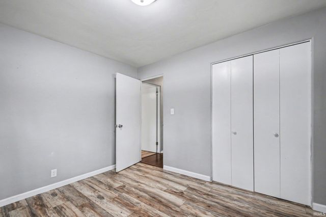 16740 Cleveland Road, Granger, IN 46530