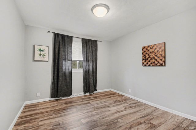 16740 Cleveland Road, Granger, IN 46530