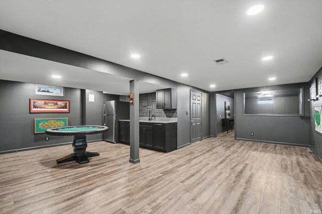 16740 Cleveland Road, Granger, IN 46530