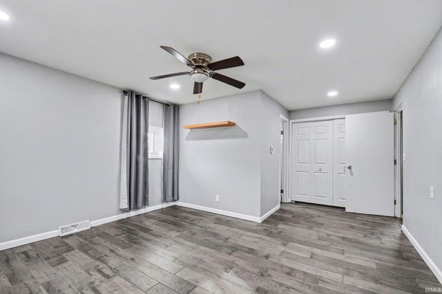 16740 Cleveland Road, Granger, IN 46530