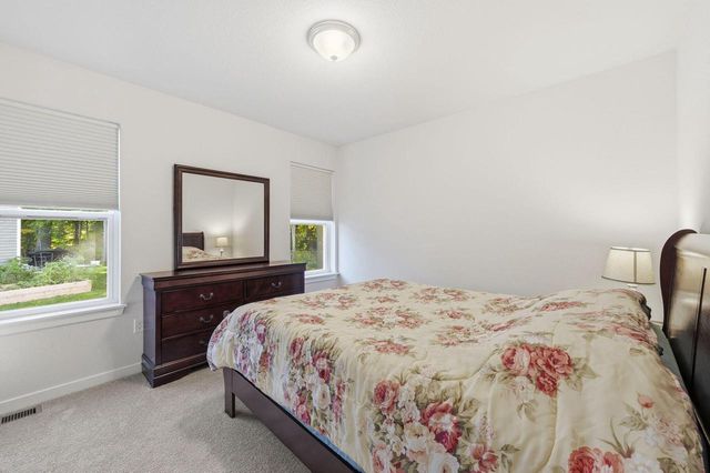 W197N16648 Ridgeway DRIVE, Jackson, WI 53037