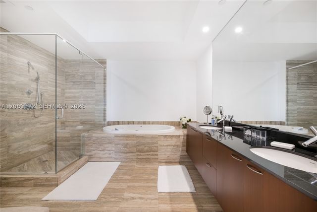 15901 Collins Ave 707, Sunny Isles Beach, FL 33160