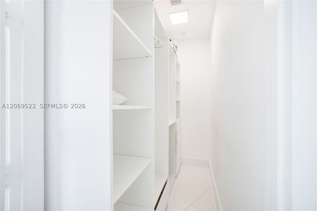 15901 Collins Ave 707, Sunny Isles Beach, FL 33160