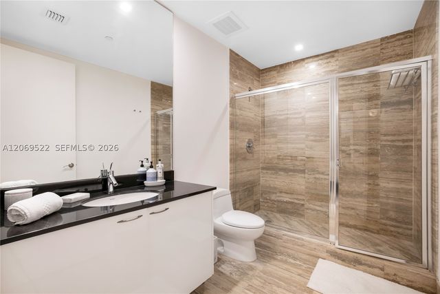 15901 Collins Ave 707, Sunny Isles Beach, FL 33160