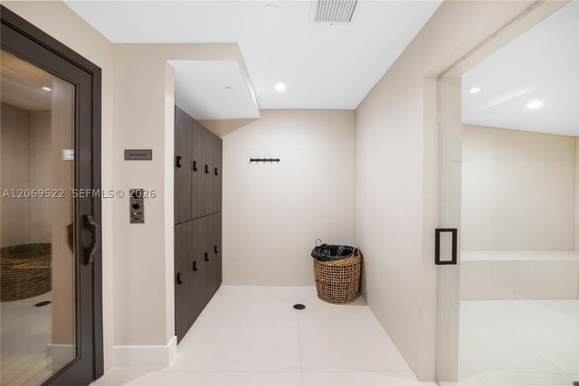 15901 Collins Ave 707, Sunny Isles Beach, FL 33160