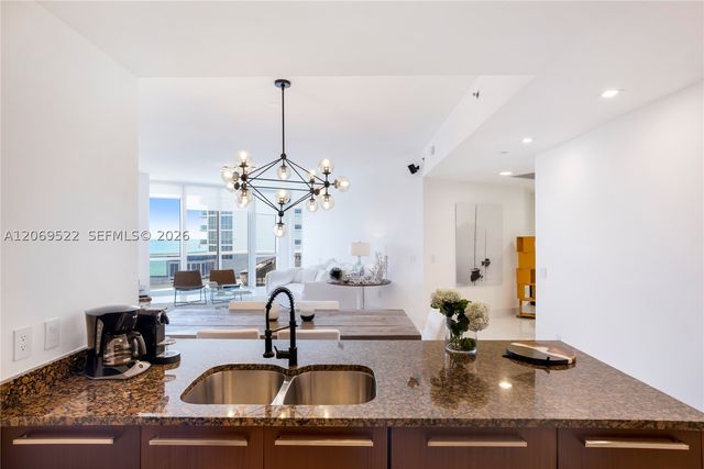 15901 Collins Ave 707, Sunny Isles Beach, FL 33160