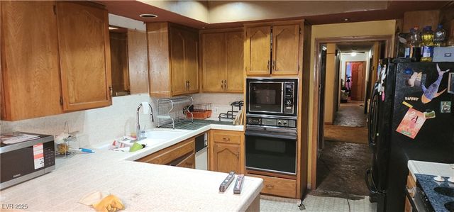 2904 West Oakey Boulevard, Las Vegas, NV 89102