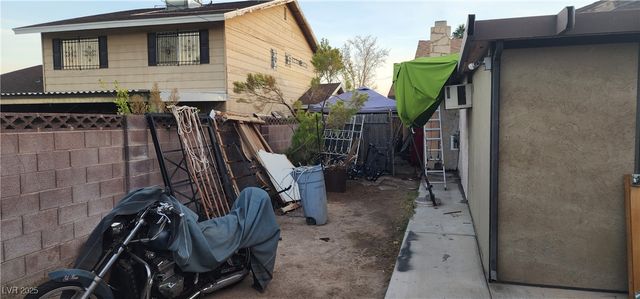 2904 West Oakey Boulevard, Las Vegas, NV 89102