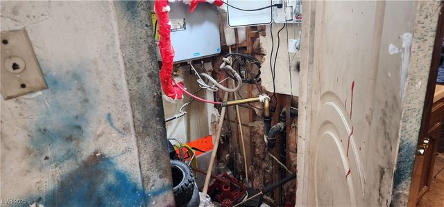 2904 West Oakey Boulevard, Las Vegas, NV 89102