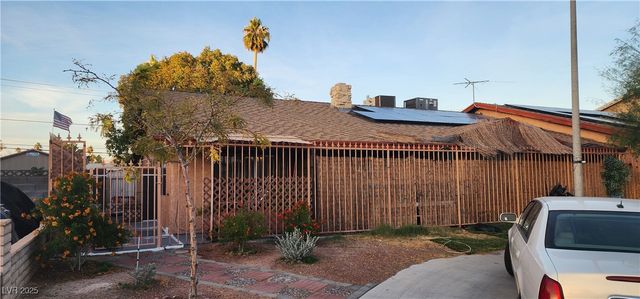 2904 West Oakey Boulevard, Las Vegas, NV 89102