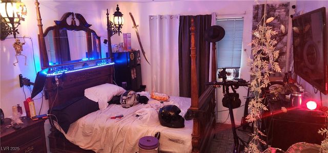 2904 West Oakey Boulevard, Las Vegas, NV 89102