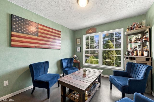 384 Clearbrook Drive, Avon Lake, OH 44012