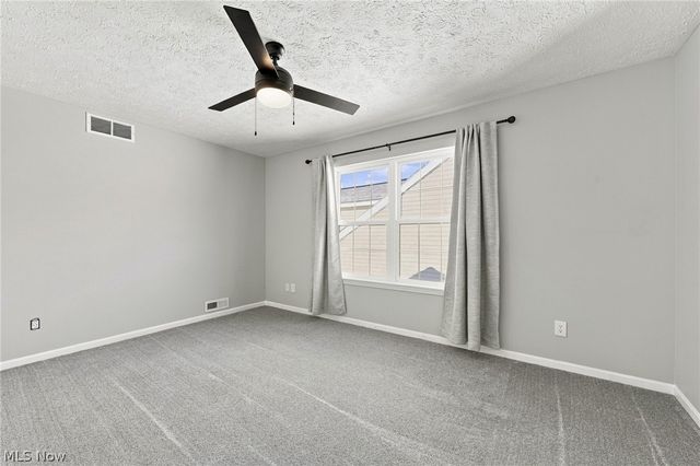 384 Clearbrook Drive, Avon Lake, OH 44012