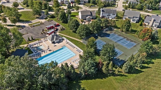 384 Clearbrook Drive, Avon Lake, OH 44012