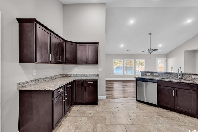 1971 Hickory Ln., Longs, SC 29568