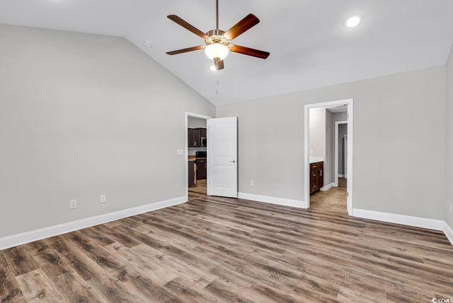 1971 Hickory Ln., Longs, SC 29568