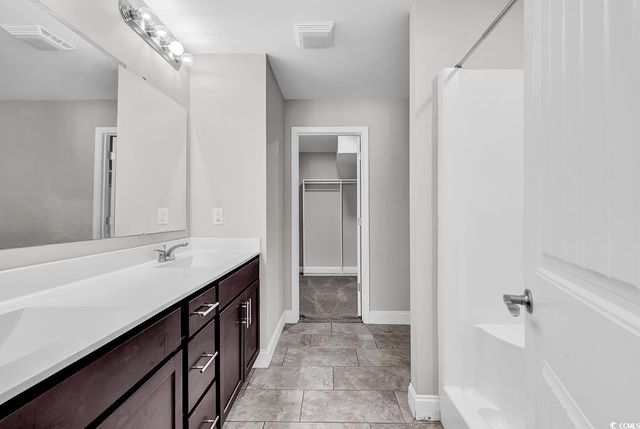 1971 Hickory Ln., Longs, SC 29568