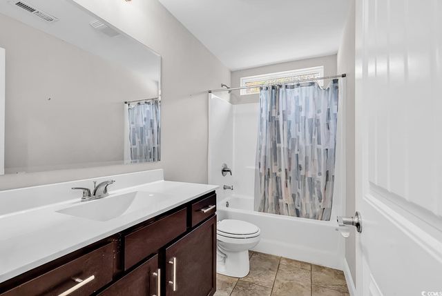 1971 Hickory Ln., Longs, SC 29568