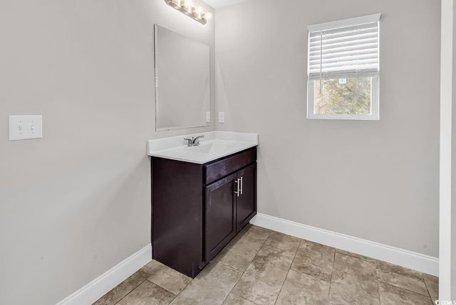 1971 Hickory Ln., Longs, SC 29568