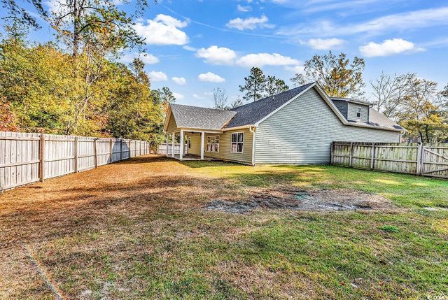 1971 Hickory Ln., Longs, SC 29568