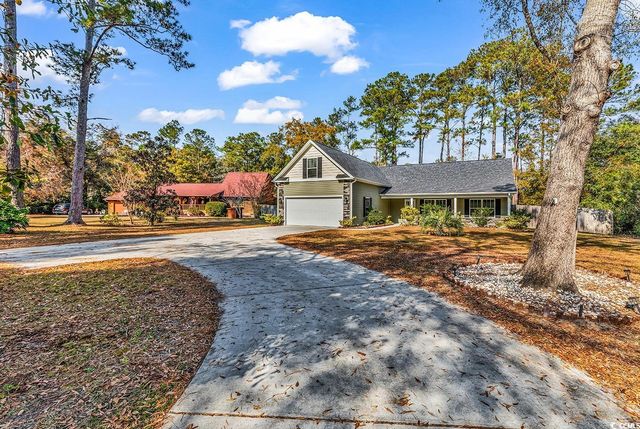 1971 Hickory Ln., Longs, SC 29568