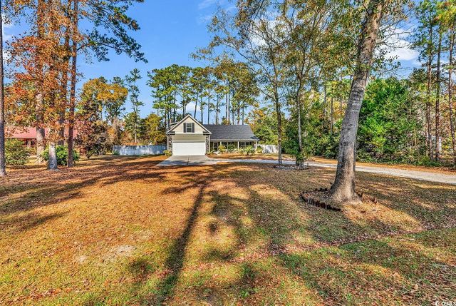 1971 Hickory Ln., Longs, SC 29568