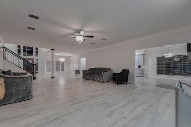 19 Wickham Court, Sugar Land, TX 77479