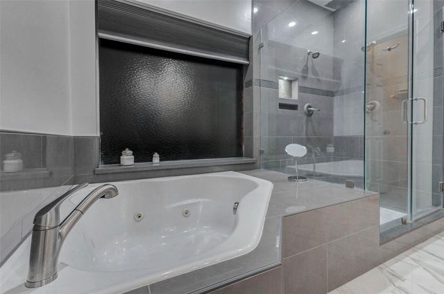 19 Wickham Court, Sugar Land, TX 77479