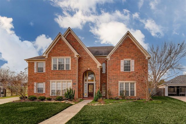 19 Wickham Court, Sugar Land, TX 77479