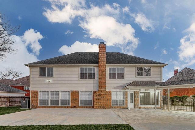 19 Wickham Court, Sugar Land, TX 77479