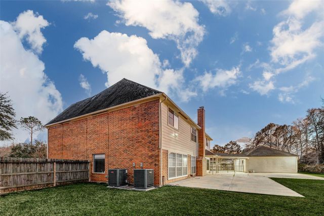 19 Wickham Court, Sugar Land, TX 77479