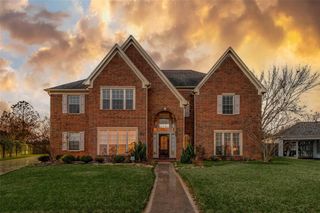 19 Wickham Court, Sugar Land, TX 77479