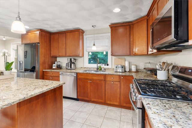 47 Smith Avenue, Smithfield, RI 02828
