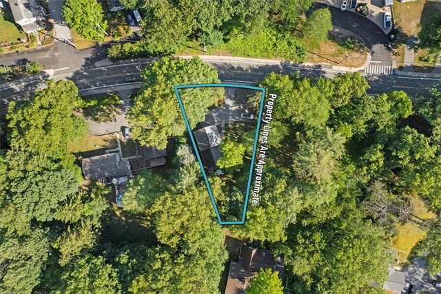 47 Smith Avenue, Smithfield, RI 02828