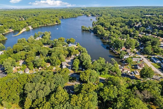 47 Smith Avenue, Smithfield, RI 02828