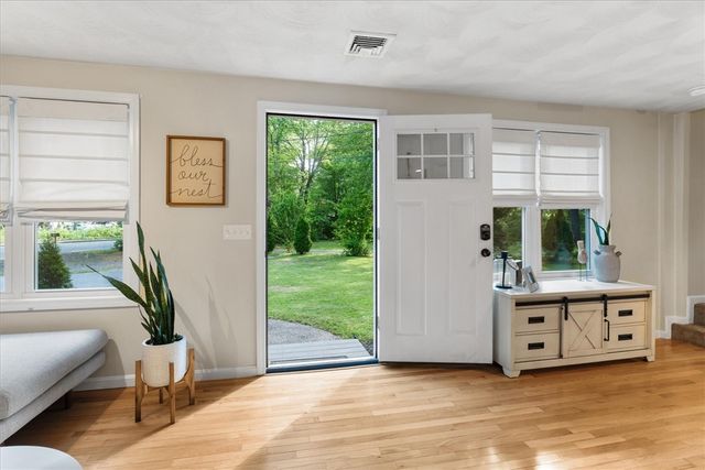 47 Smith Avenue, Smithfield, RI 02828